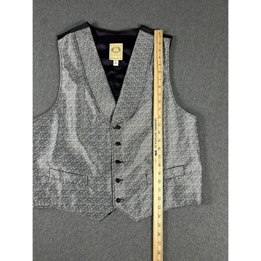 Wah Maker Frontier Clothing Silver Patterned‎ Vest Made In USA Size XL